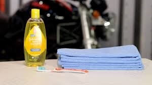 Things you need to clean your helmet Things You Need To Clean Your Helmet